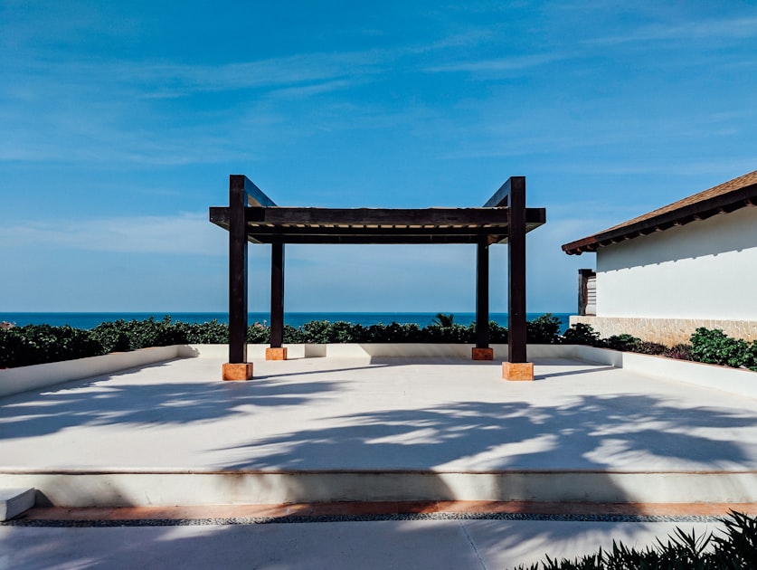 Choosing the Right Pergola